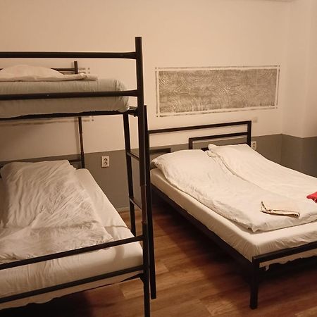 Hostel Zen Kluż-Napoka Zewnętrze zdjęcie