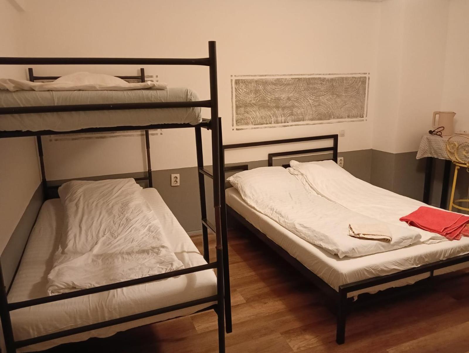 Hostel Zen Kluż-Napoka Zewnętrze zdjęcie